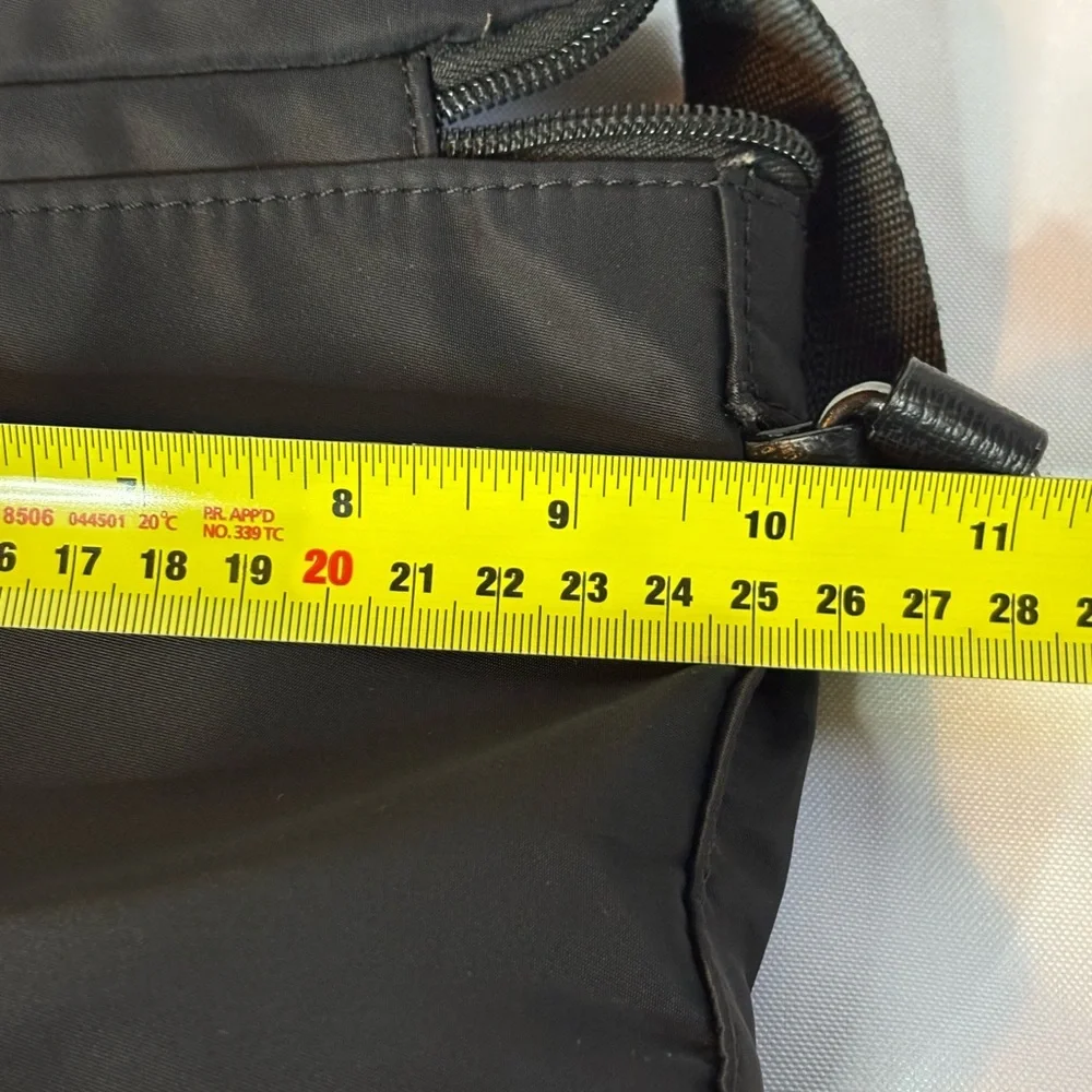 Tutilo New York Fanny Pack Black Adjustable Waist Shoulder Bag Unisex.